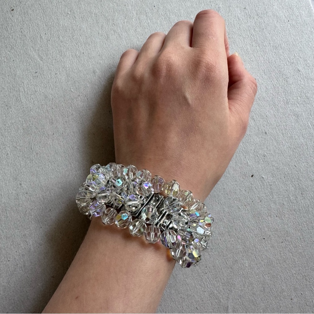 Japanese Aurora Borealis Crystal Bracelet (Small Wrist)